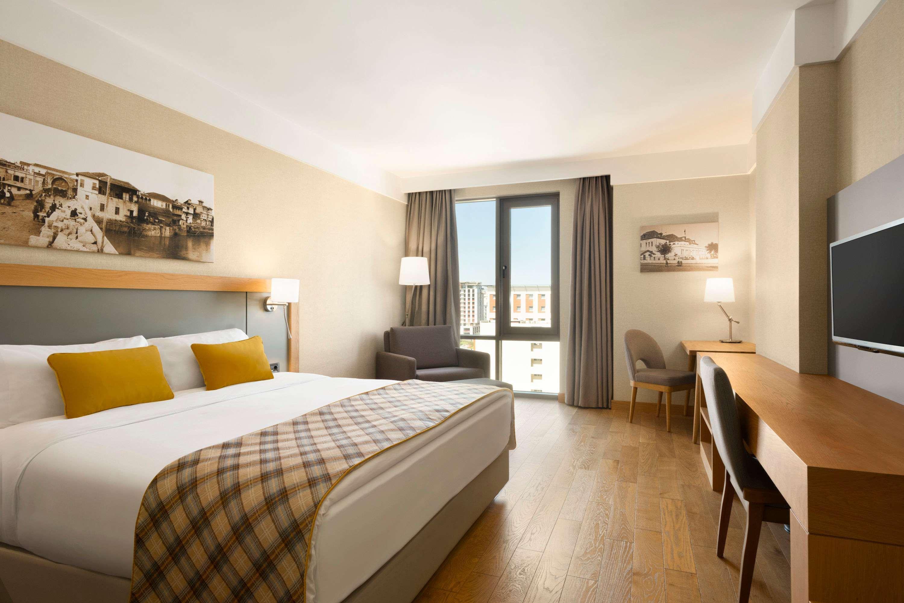 Ramada Hotel & Suites Адана Екстериор снимка