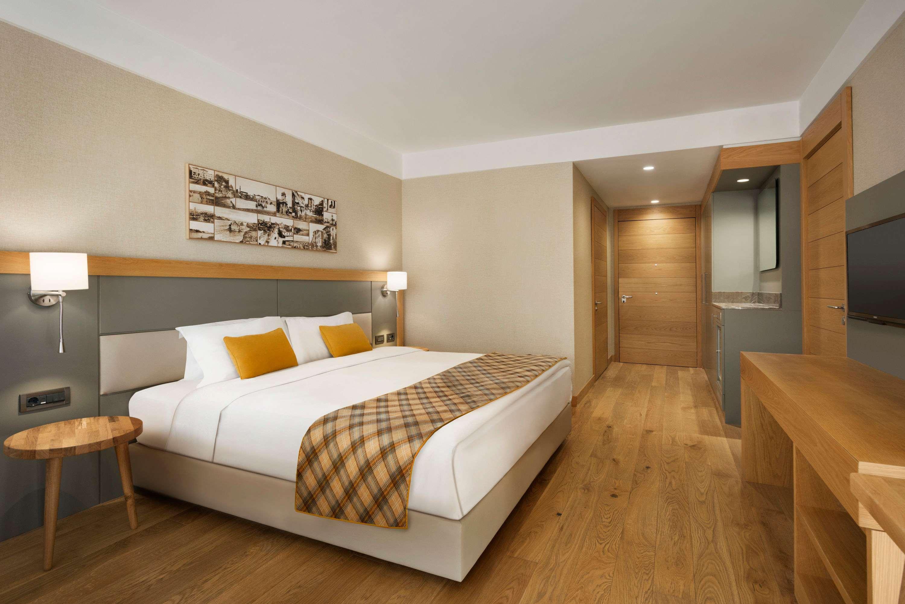 Ramada Hotel & Suites Адана Екстериор снимка