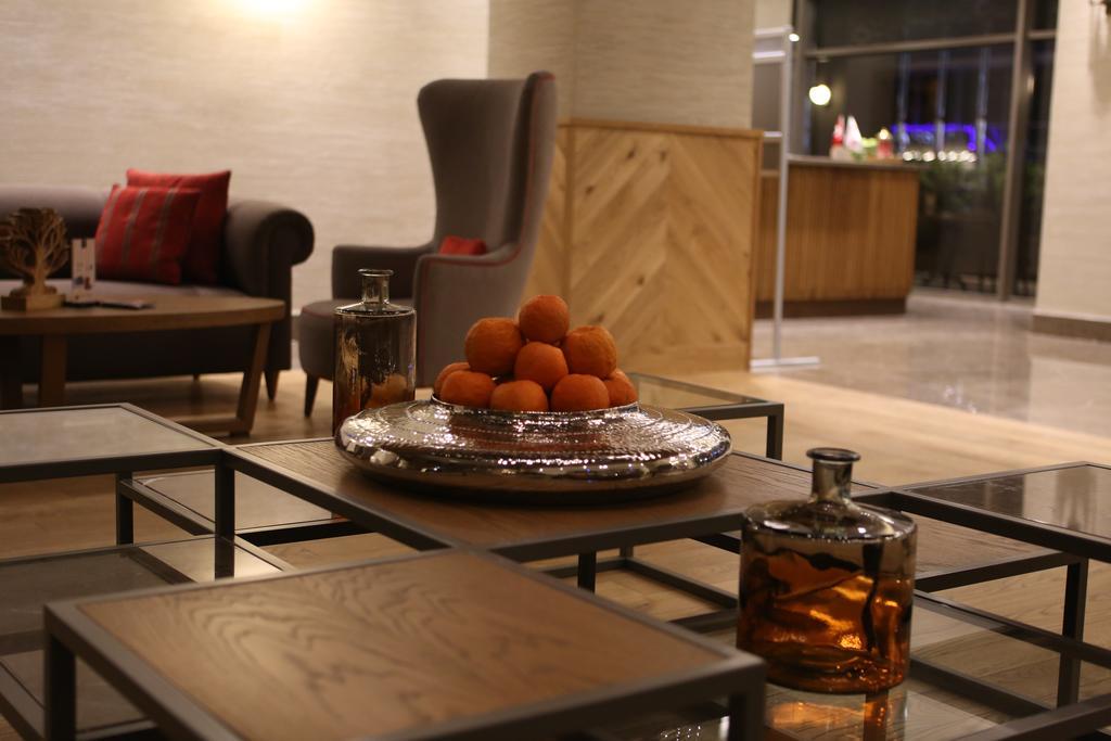 Ramada Hotel & Suites Адана Екстериор снимка