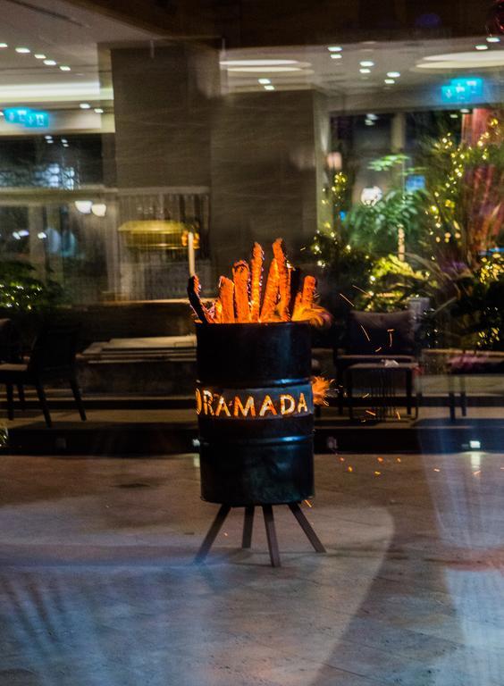 Ramada Hotel & Suites Адана Екстериор снимка
