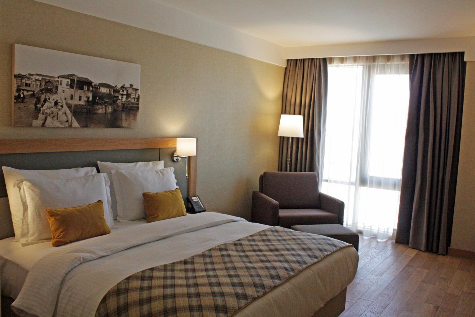 Ramada Hotel & Suites Адана Екстериор снимка